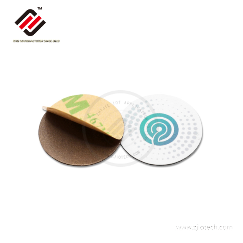  Anti-Metall 13.56MHz HARD PVC NFC Etikett 